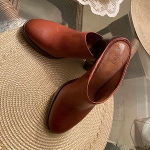 Brand New FRYE leather mules!